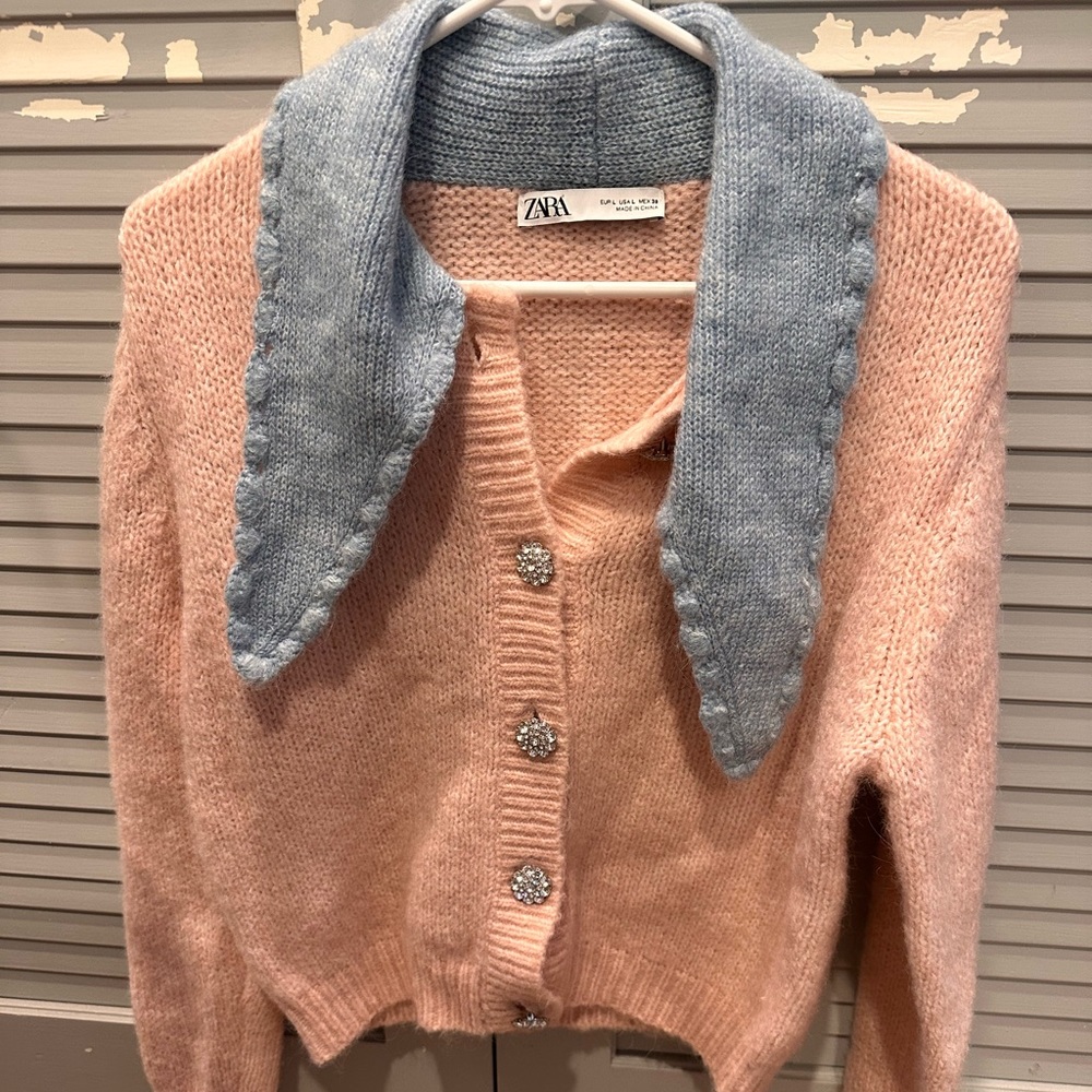 Long sleeve knit